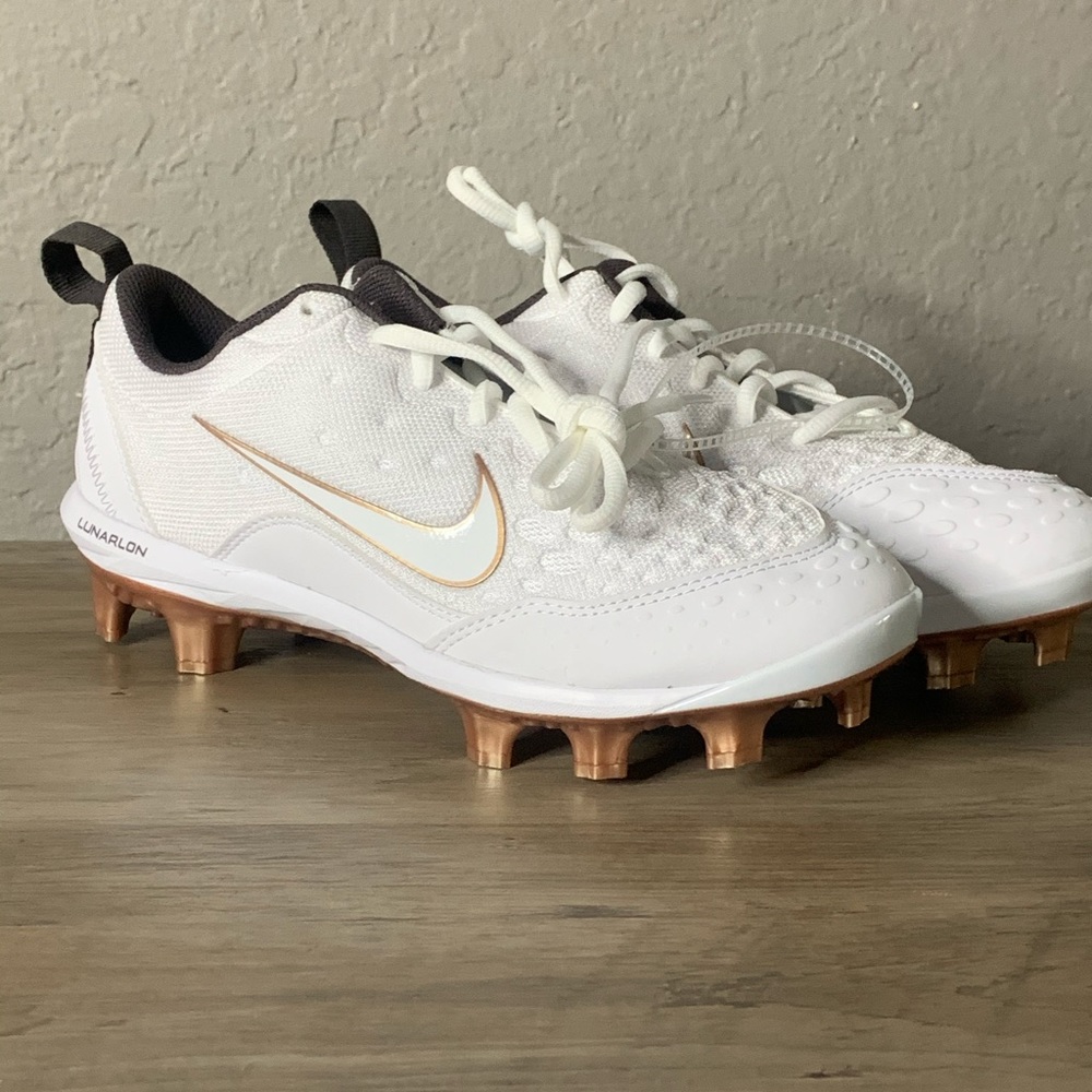 Nike Women's Hyperdiamond 2 Pro Softball Cleats